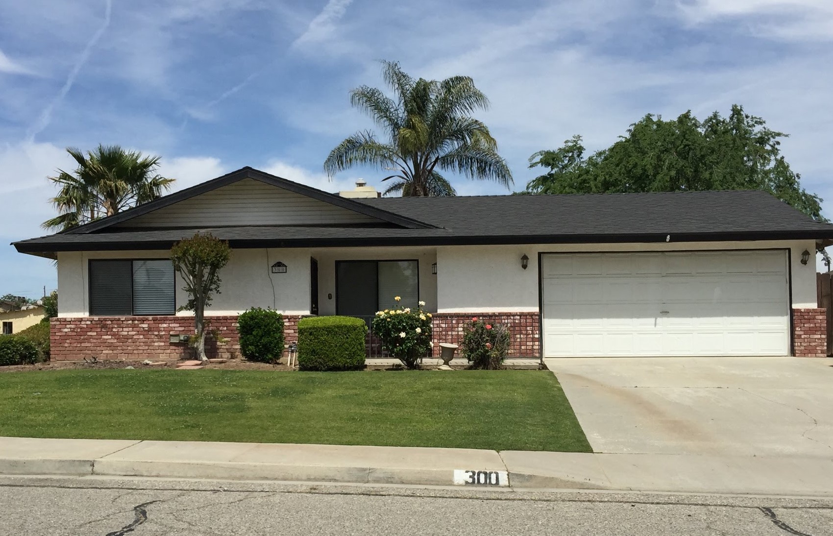 1195 300 Pearson Ave., Bakersfield, CA 93308 Oildale Home HAS BEEN