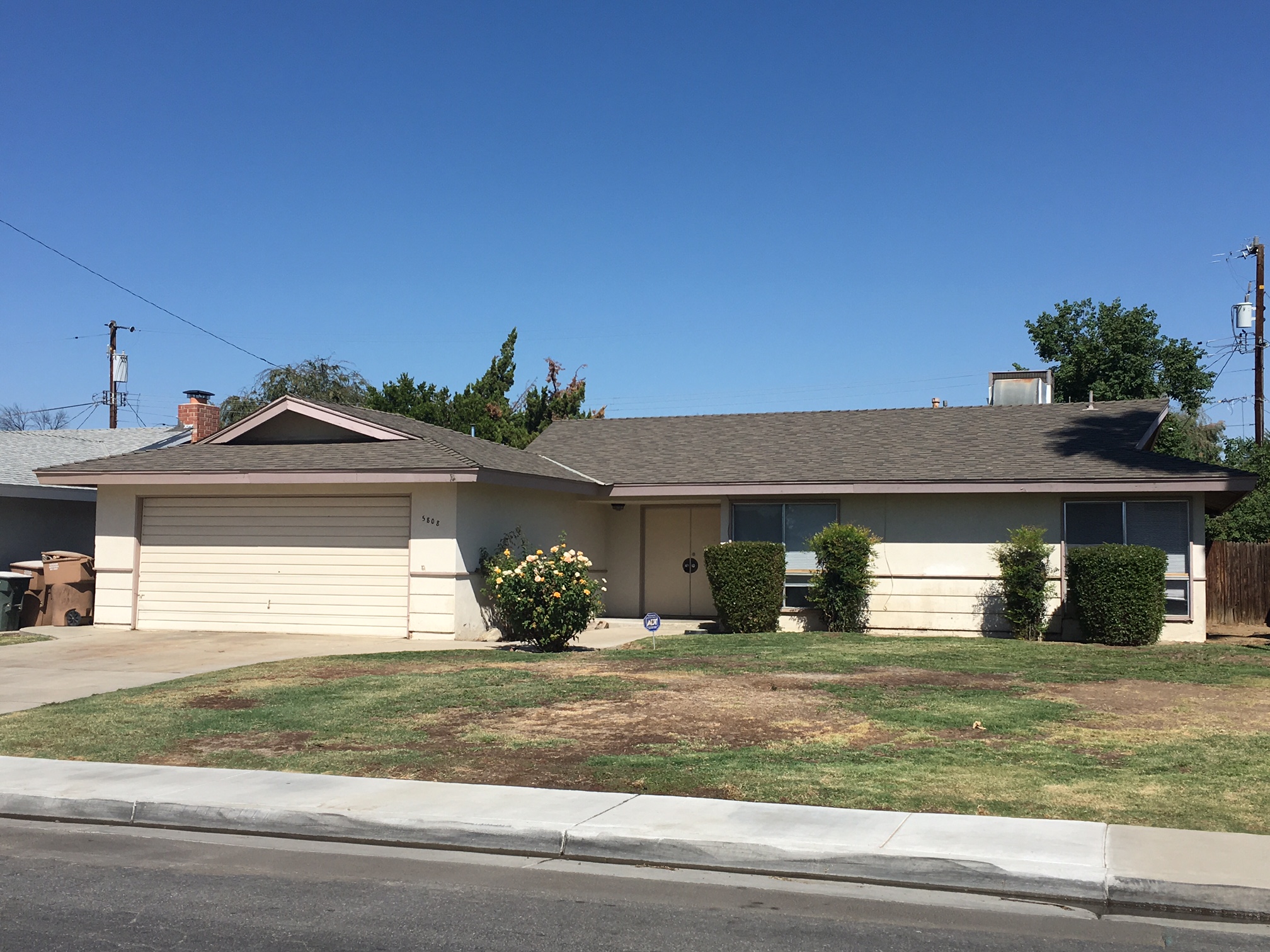 $1250 - 5808 Kleinpell Ave., Bakersfield, CA 93309 Southwest Home HAS BEEN ...